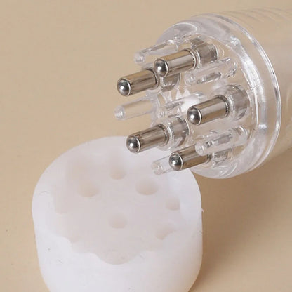 Portable scalp applicator size